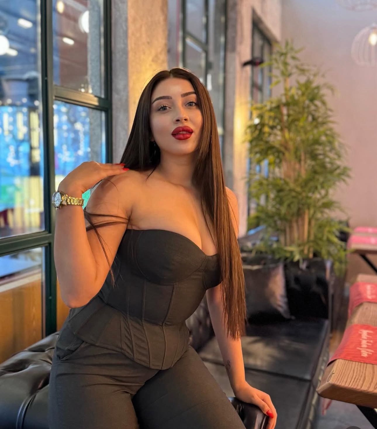 Elmadağ Aşkı Gerçekleştiren Kadın Escort Bayan Özlem